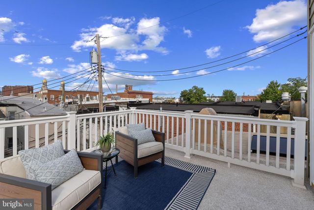 1104 S CURLEY ST, Baltimore, MD 21224