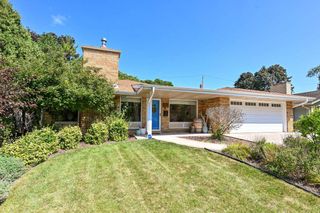 7920 St Anne COURT, Wauwatosa, WI 53213
