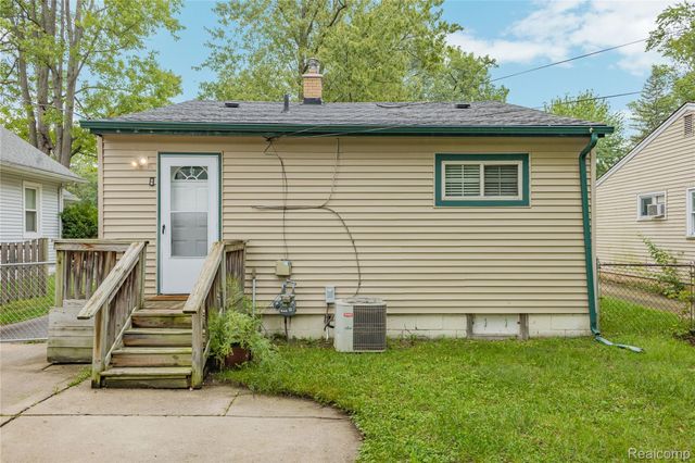 18507 Brady, Redford Charter Township, MI 48240