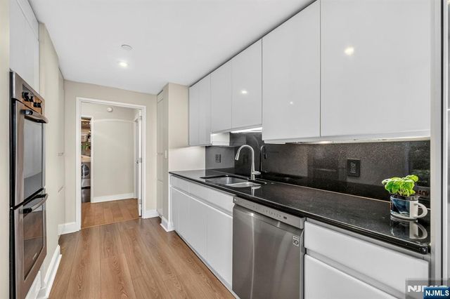 900 Palisade Avenue 2403, Fort Lee, NJ 07024