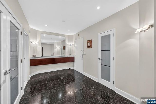 900 Palisade Avenue 2403, Fort Lee, NJ 07024