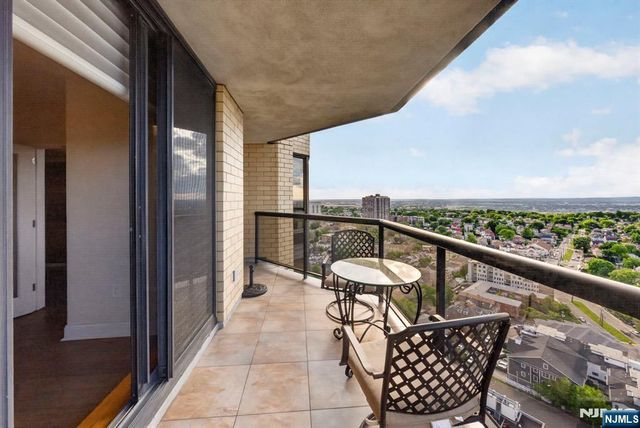 900 Palisade Avenue 2403, Fort Lee, NJ 07024