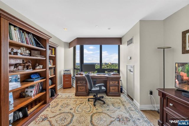 900 Palisade Avenue 2403, Fort Lee, NJ 07024