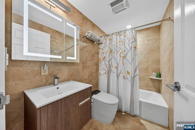 900 Palisade Avenue 2403, Fort Lee, NJ 07024