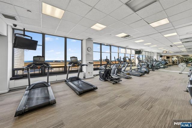 900 Palisade Avenue 2403, Fort Lee, NJ 07024