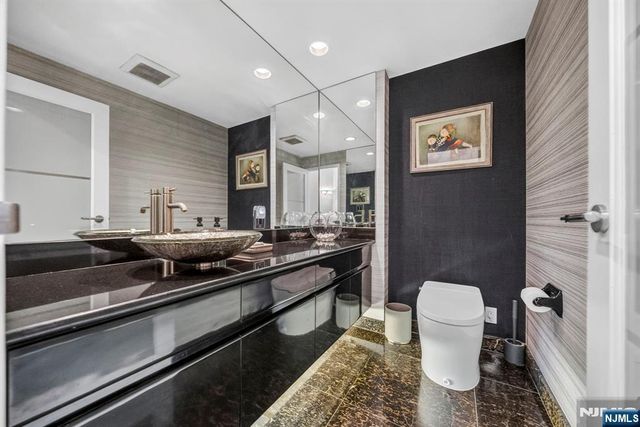 900 Palisade Avenue 2403, Fort Lee, NJ 07024