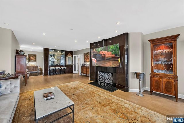 900 Palisade Avenue 2403, Fort Lee, NJ 07024
