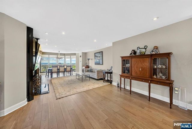 900 Palisade Avenue 2403, Fort Lee, NJ 07024