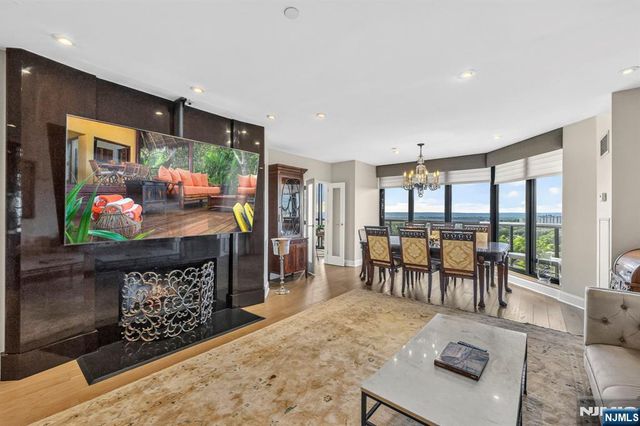 900 Palisade Avenue 2403, Fort Lee, NJ 07024