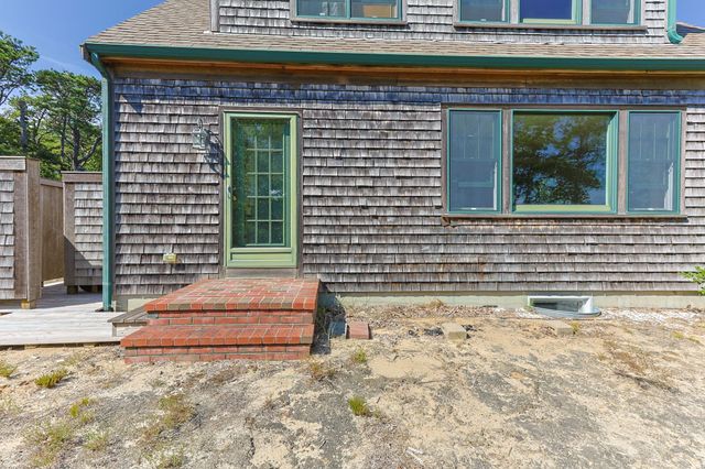 56 Warren Road, Wellfleet, MA 02667