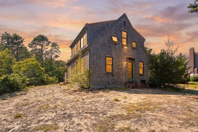 56 Warren Road, Wellfleet, MA 02667