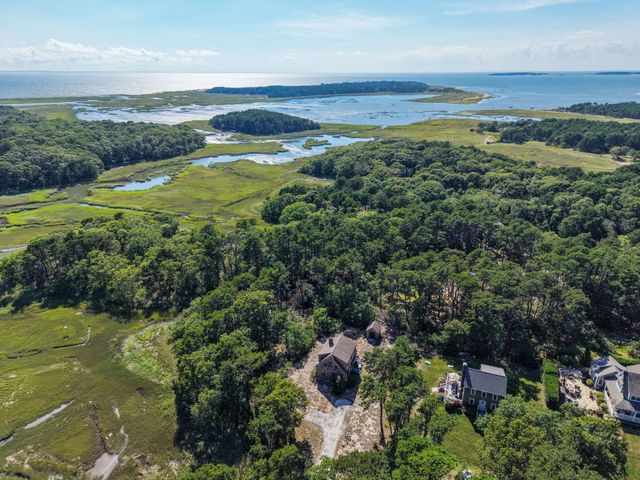 56 Warren Road, Wellfleet, MA 02667