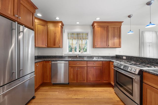 56 Warren Road, Wellfleet, MA 02667