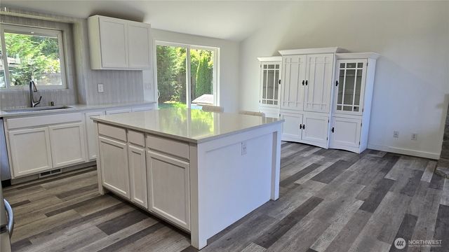 5130 Viewridge Drive SE, Olympia, WA 98501