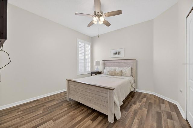 211 WESTCHESTER HILLS LANE, Valrico, FL 33594
