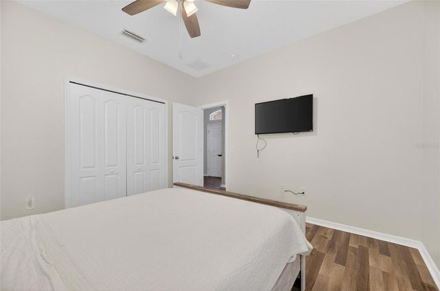 211 WESTCHESTER HILLS LANE, Valrico, FL 33594