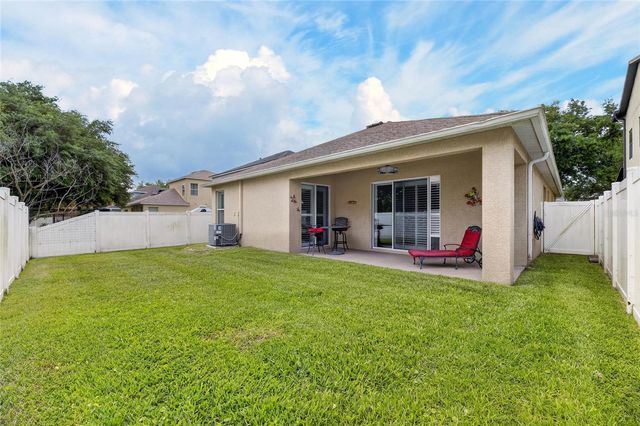 211 WESTCHESTER HILLS LANE, Valrico, FL 33594