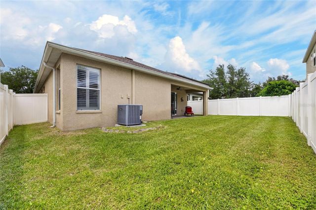 211 WESTCHESTER HILLS LANE, Valrico, FL 33594