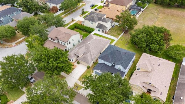 211 WESTCHESTER HILLS LANE, Valrico, FL 33594