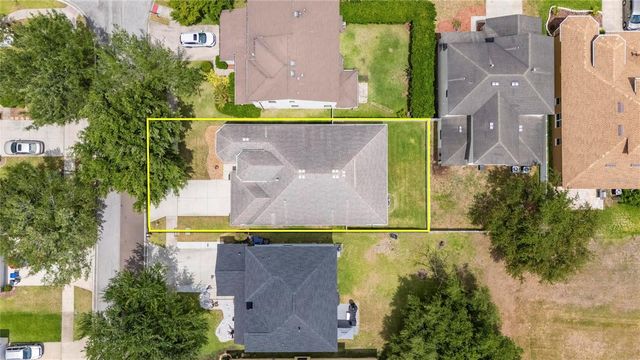 211 WESTCHESTER HILLS LANE, Valrico, FL 33594
