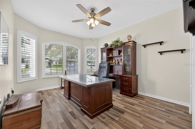 211 WESTCHESTER HILLS LANE, Valrico, FL 33594