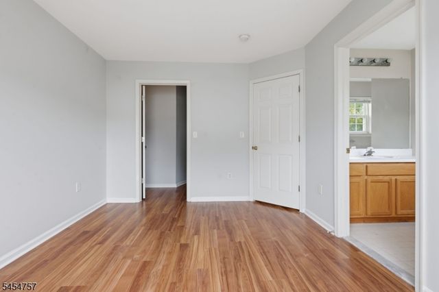 9 Bridgepointe Dr, Old Bridge Twp., NJ 08879