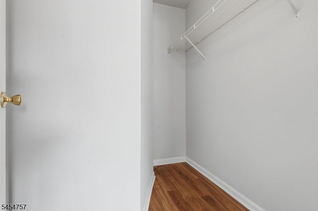 9 Bridgepointe Dr, Old Bridge Twp., NJ 08879