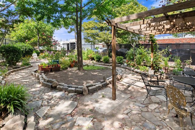 4601 39th Avenue 509, Sunnyside, NY 11104