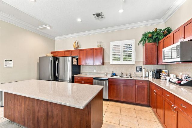 9939 KEY HAVEN ROAD, Seminole, FL 33777