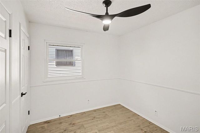 10401 Lilac Avenue, St Louis, MO 63137