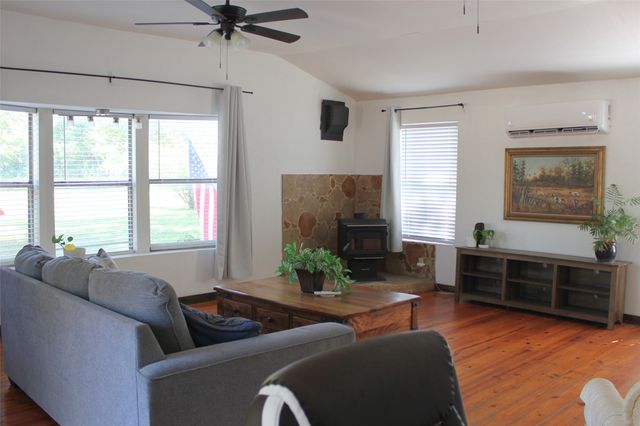 12608 Valverde Loop, Terrell, TX 75161