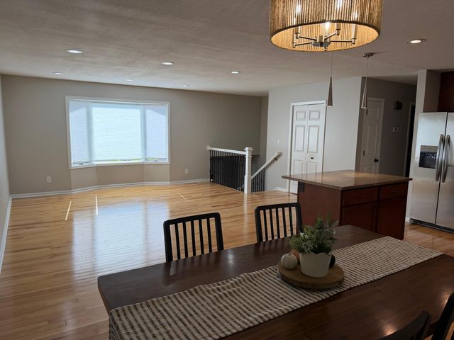 4615 Parkridge Drive, Eagan, MN 55123