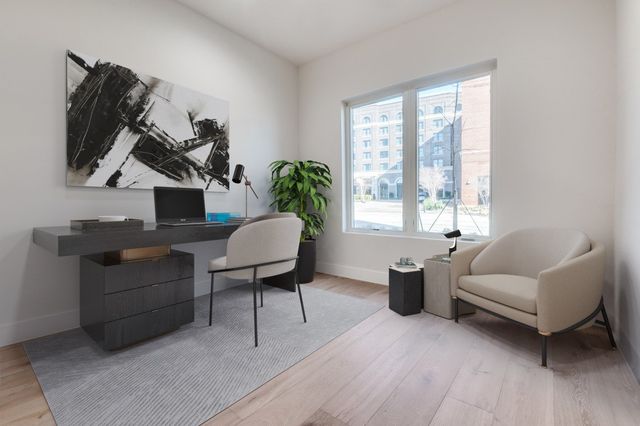 218 E Dallas Road 102, Grapevine, TX 76051