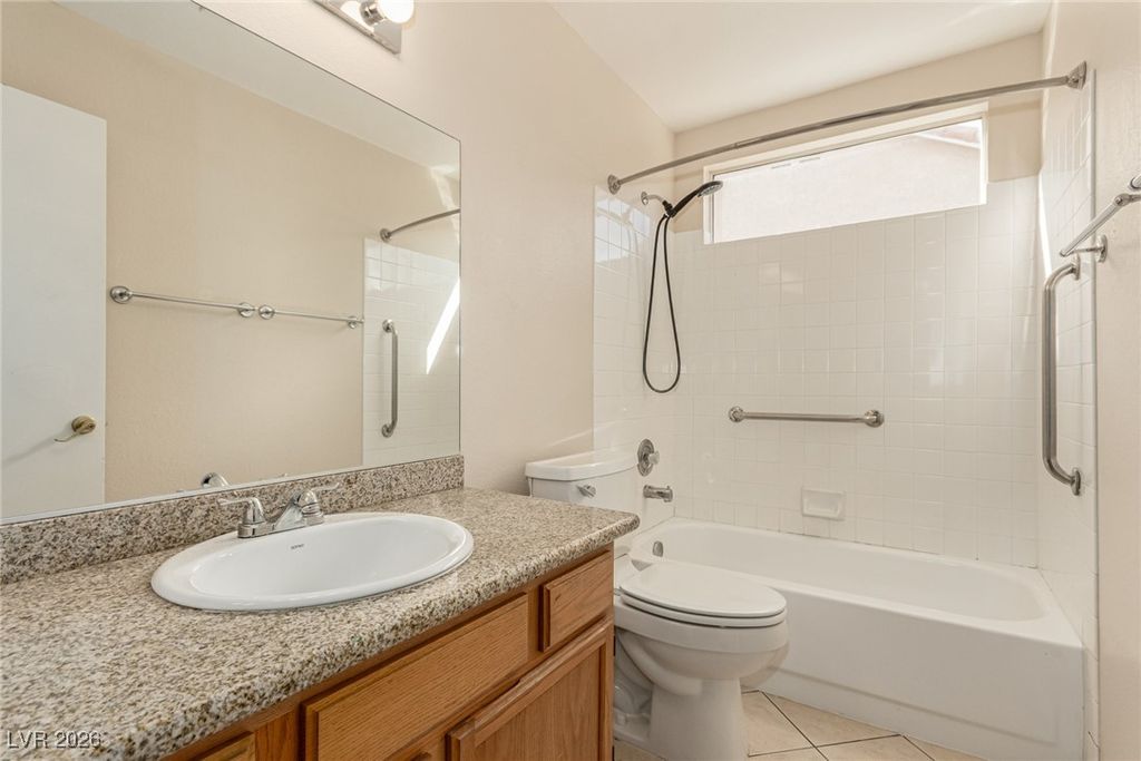 Image 15 of property listing at 5877 Cherry Falls Court, Las Vegas, NV 89130