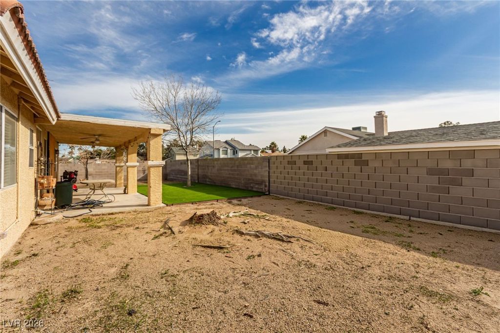 Image 17 of property listing at 5877 Cherry Falls Court, Las Vegas, NV 89130