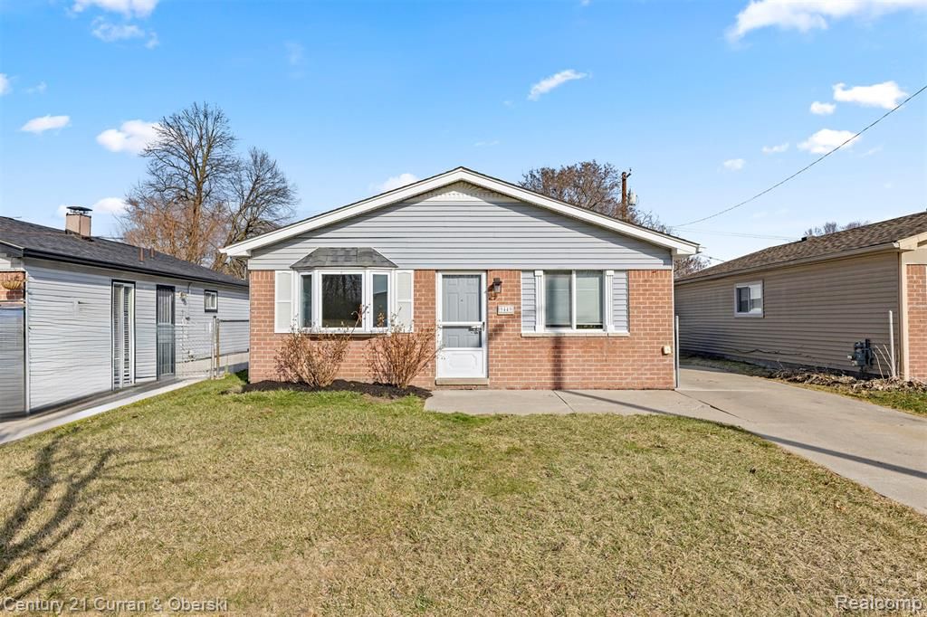 9449 Sylvia, Taylor, MI 48180