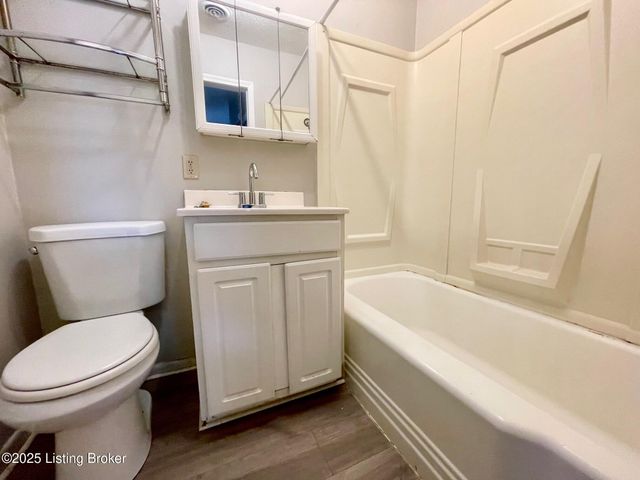 434 Randolph Ave 202, Clarksville, IN 47129