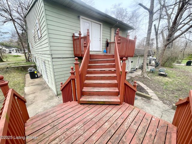 434 Randolph Ave 202, Clarksville, IN 47129