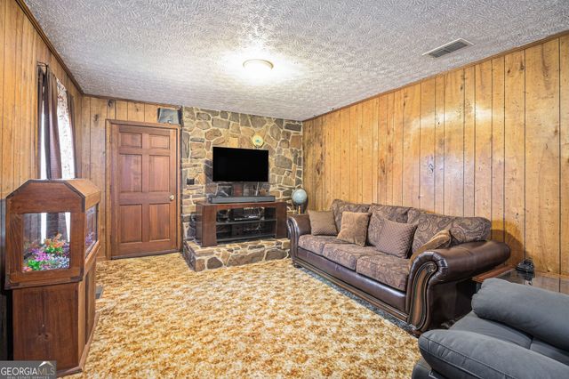 6741 Fairmount Highway SE, Calhoun, GA 30701