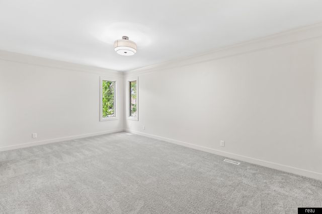 217 S 155th Avenue, Omaha, NE 68154