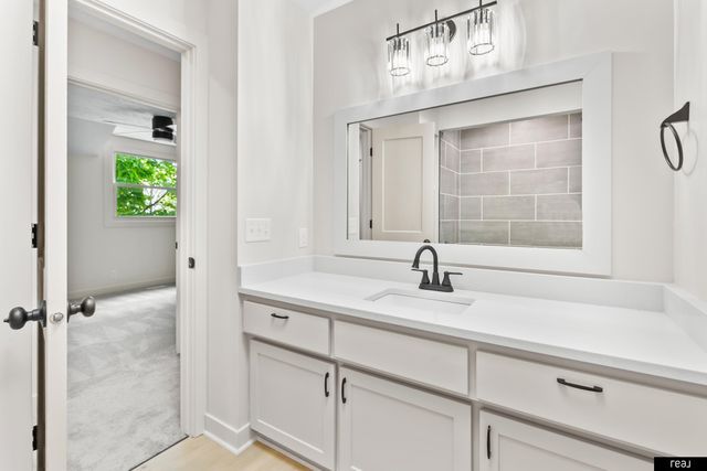 217 S 155th Avenue, Omaha, NE 68154