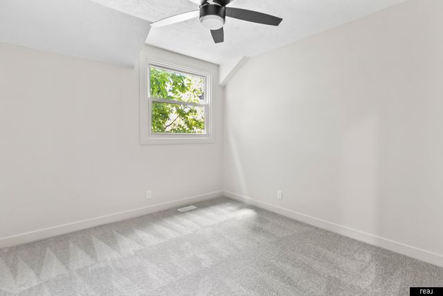 217 S 155th Avenue, Omaha, NE 68154