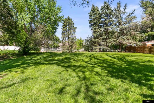 217 S 155th Avenue, Omaha, NE 68154