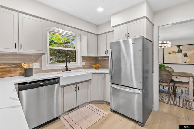 217 S 155th Avenue, Omaha, NE 68154