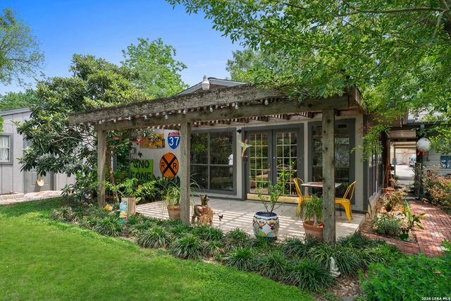 415 KATE SCHENCK AVE, San Antonio, TX 78223