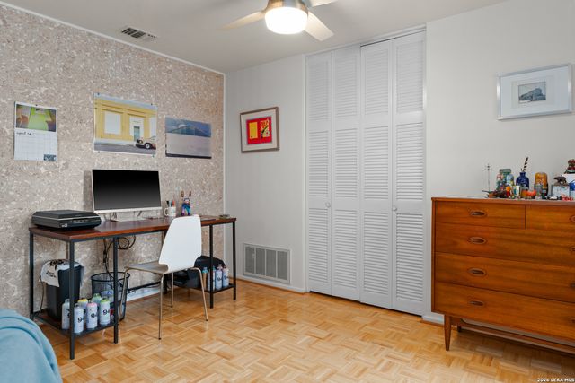 415 KATE SCHENCK AVE, San Antonio, TX 78223