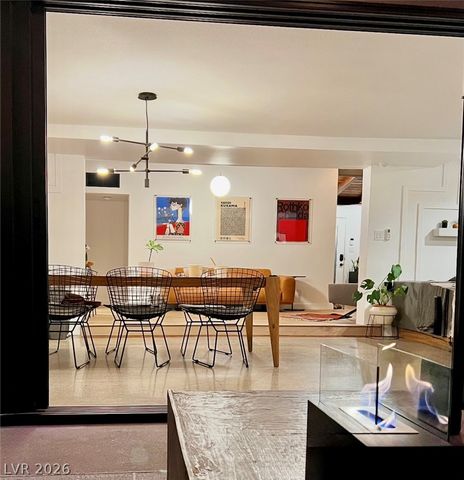 2105 Bonnie Brae Avenue, Las Vegas, NV 89102