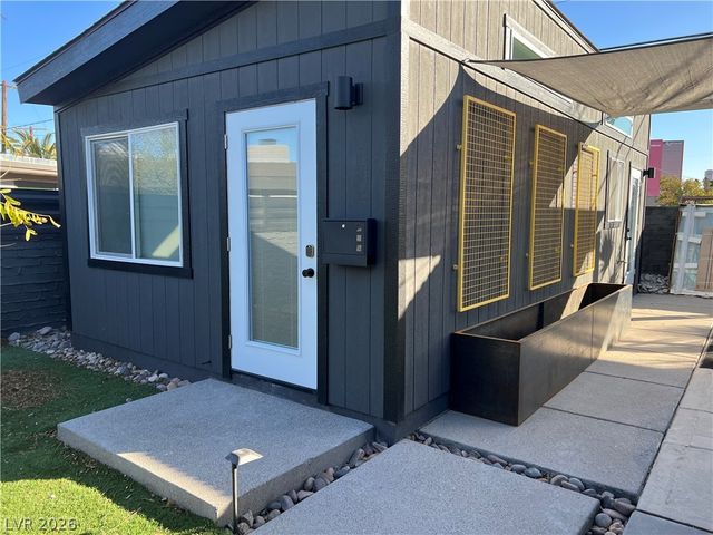2105 Bonnie Brae Avenue, Las Vegas, NV 89102