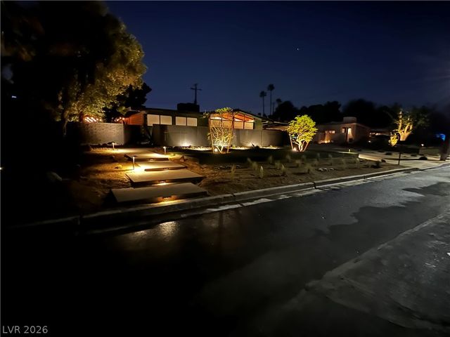 2105 Bonnie Brae Avenue, Las Vegas, NV 89102