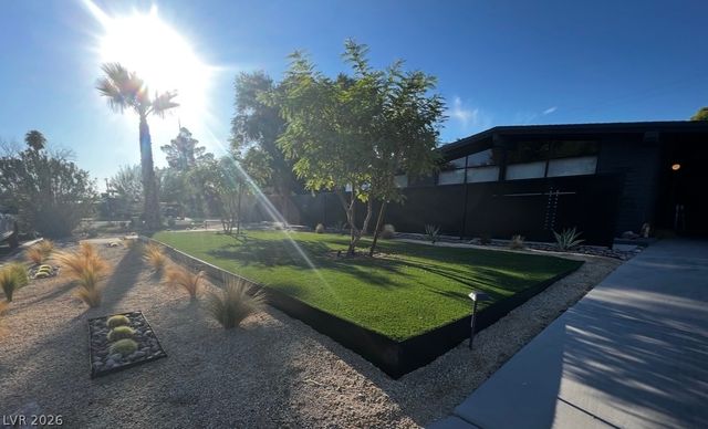 2105 Bonnie Brae Avenue, Las Vegas, NV 89102
